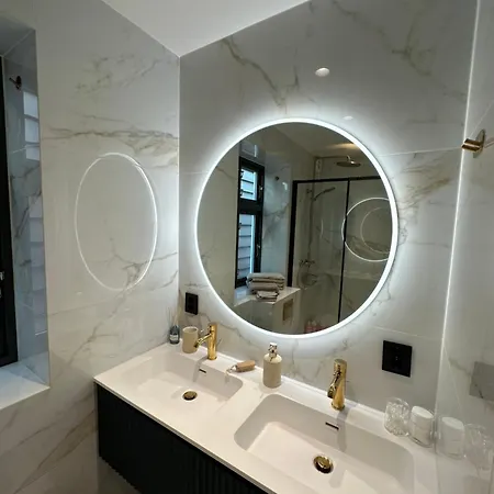 Authentic Historic Luxury House Semesterbostad